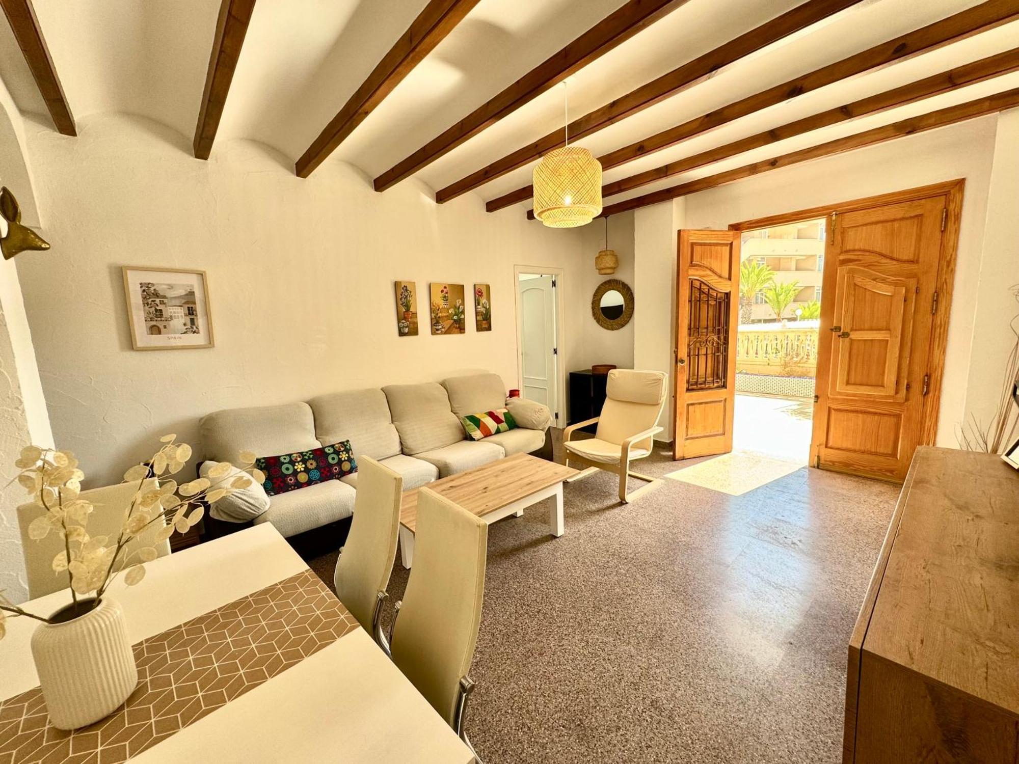 Casa En La Playa De Arenales Holiday home